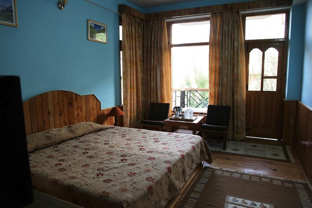 Hotel Naggar Delight Nagar  Стая снимка