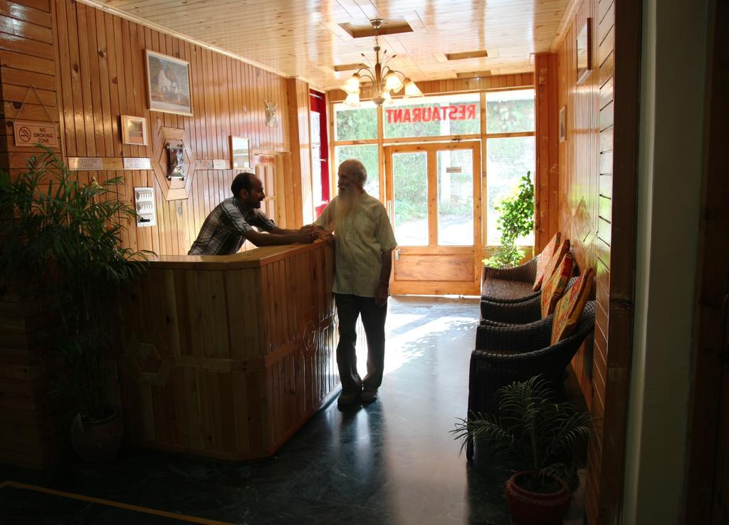 Hotel Naggar Delight Nagar  Екстериор снимка